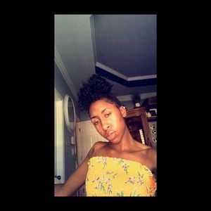 Meet your Posher, Kayland